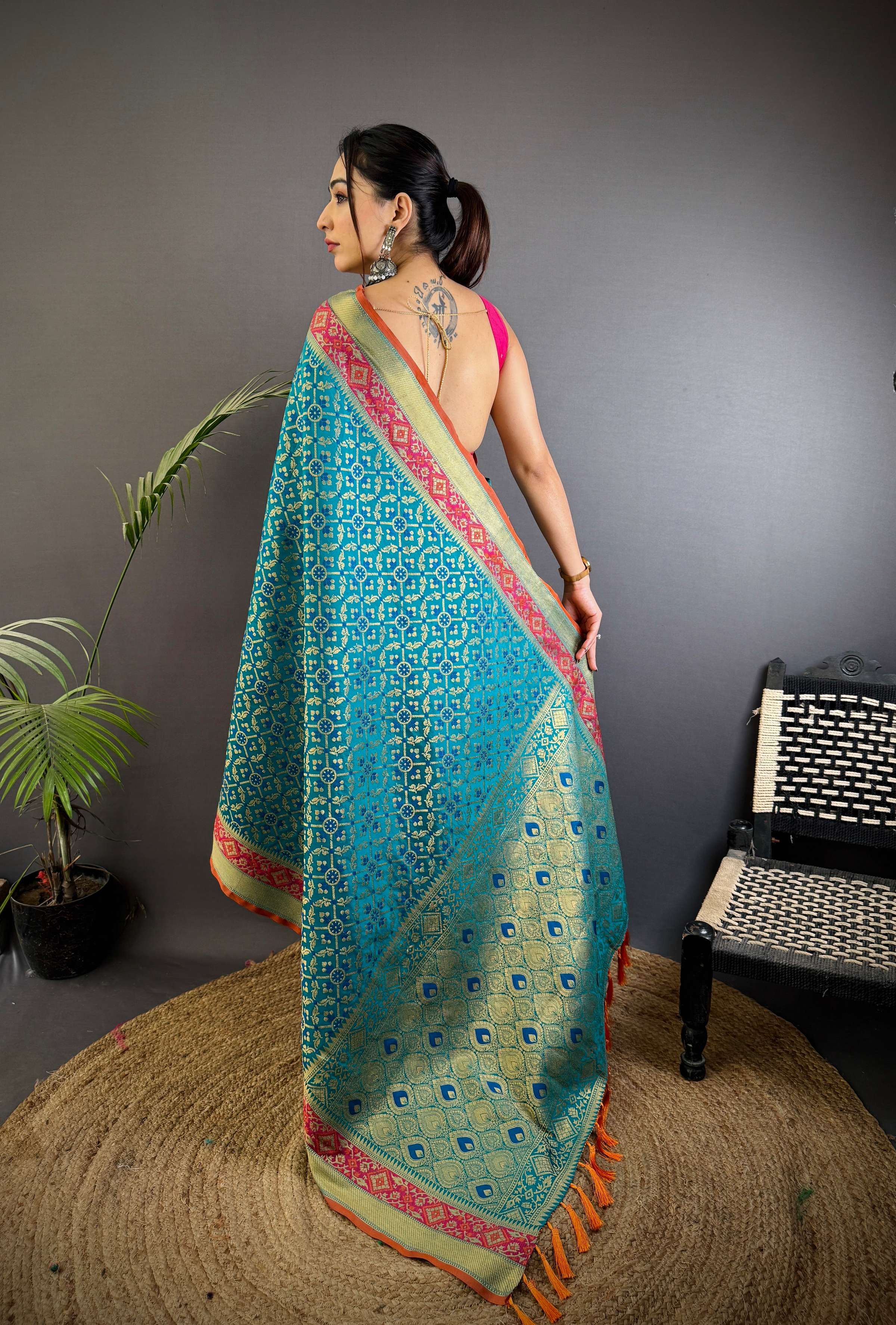 Sonakshi Women'S Teal Banarasi Soft Patola Silk With Meena & Zari Weaving Traditional Saree With Blouse | Grocsy