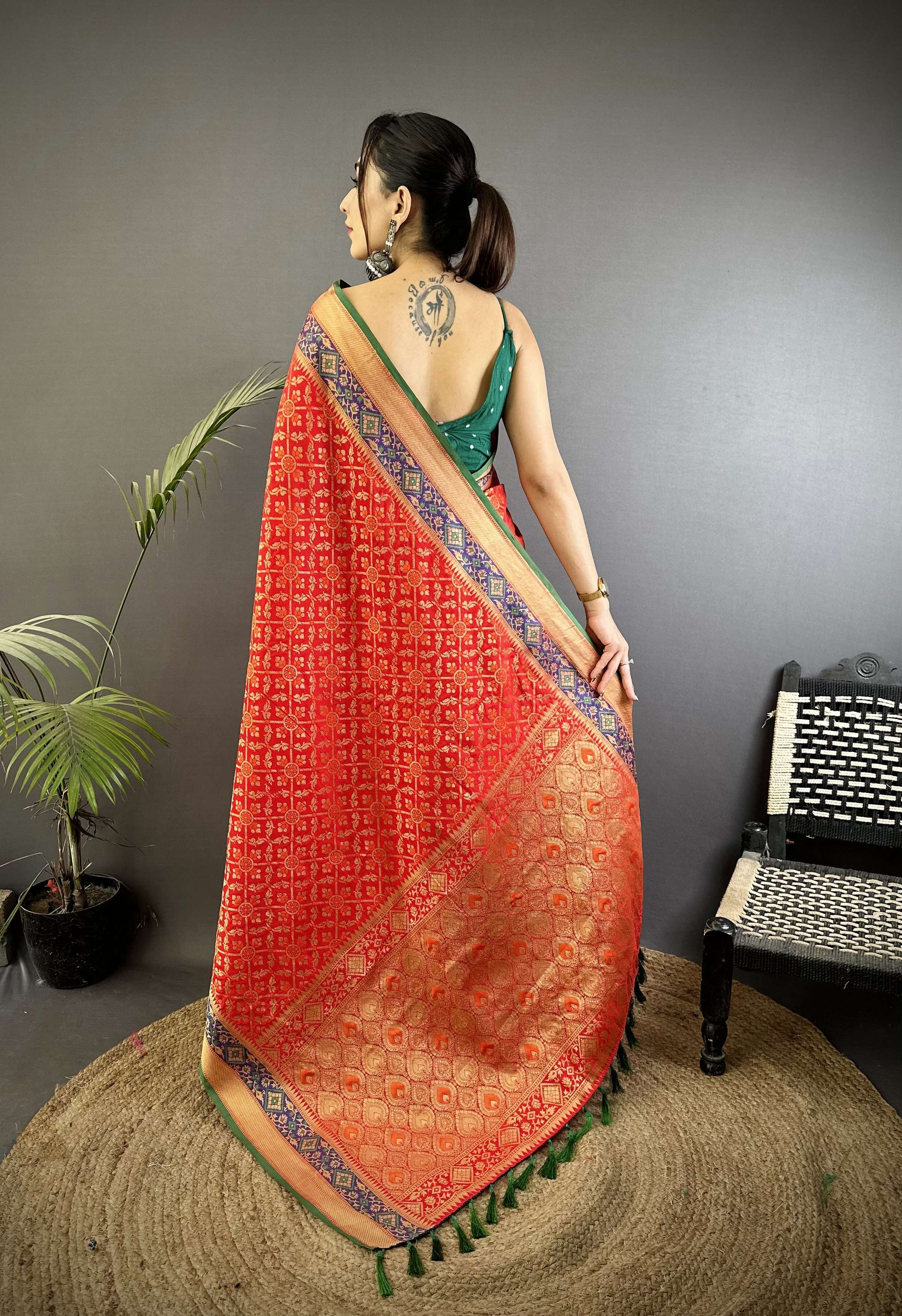 Sonakshi Women'S Red Banarasi Soft Patola Silk With Meena & Zari Weaving Traditional Saree With Blouse | Grocsy