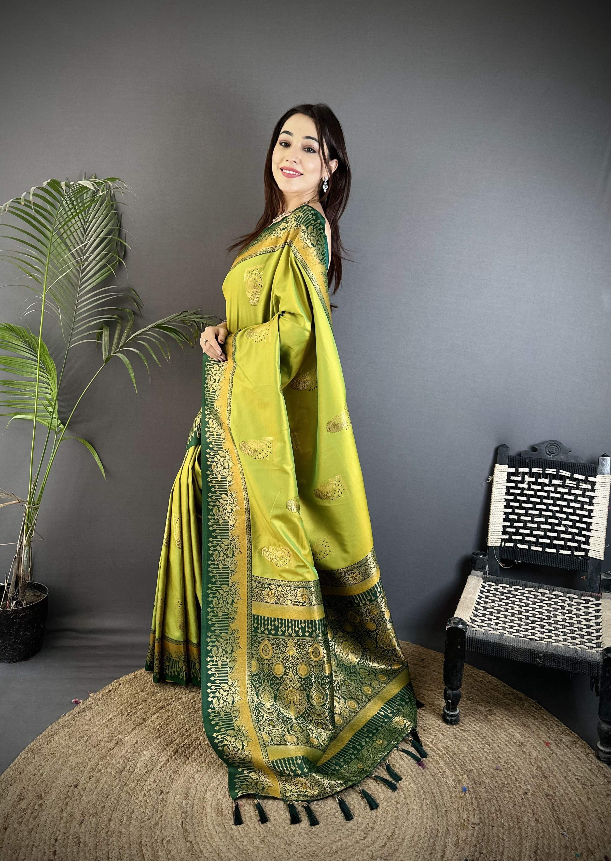 Sonakshi Women'S Mehendi Pure Soft Banarasi Silk With Contrast Weaving Border And Pallu Traditional Saree With Blouse | Grocsy