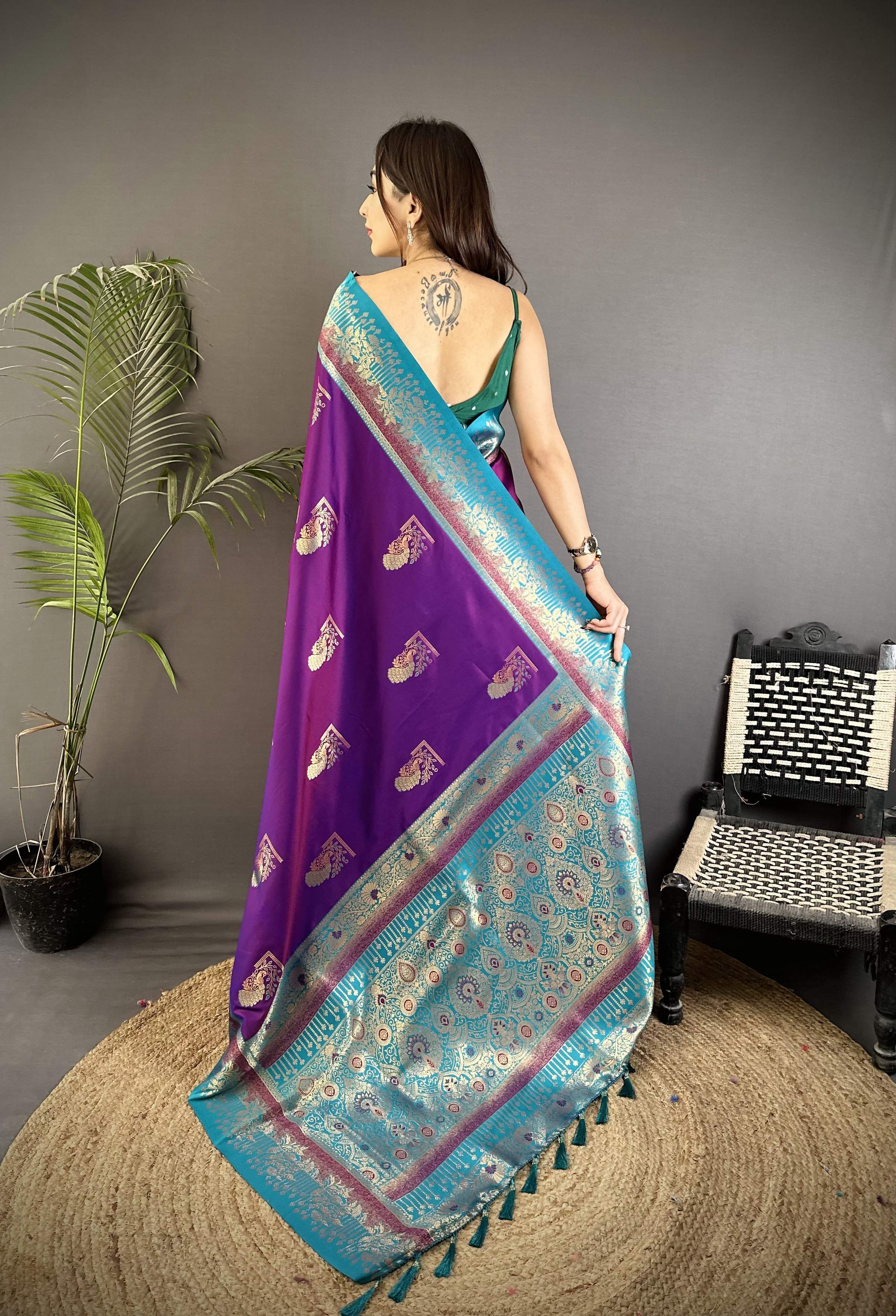Sonakshi Women'S Blue Pure Soft Banarasi Silk With Contrast Weaving Border And Pallu Traditional Saree With Blouse | Grocsy