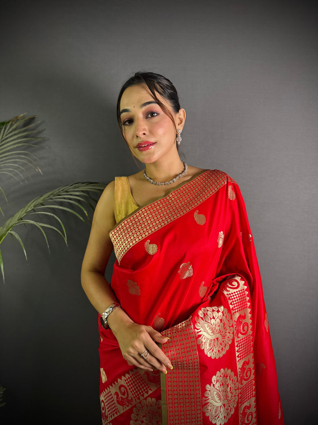 Sonakshi Women's Red Soft Banarasi Lichi Silk Golden Zari Weaving Traditional Saree with Blouse | Grocsy