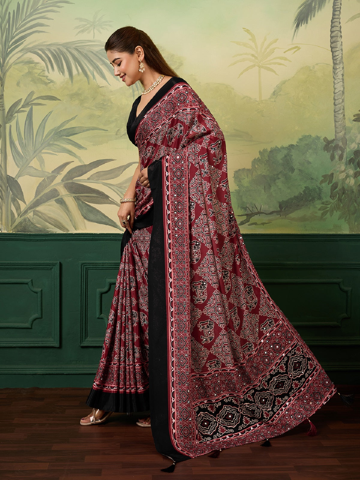 Dwija Fashion Women'S Party Wear Digital Printed With Mirror Work Chinon Silk Designer Saree With Unstitched Blouse-Deep Maroon | Grocsy