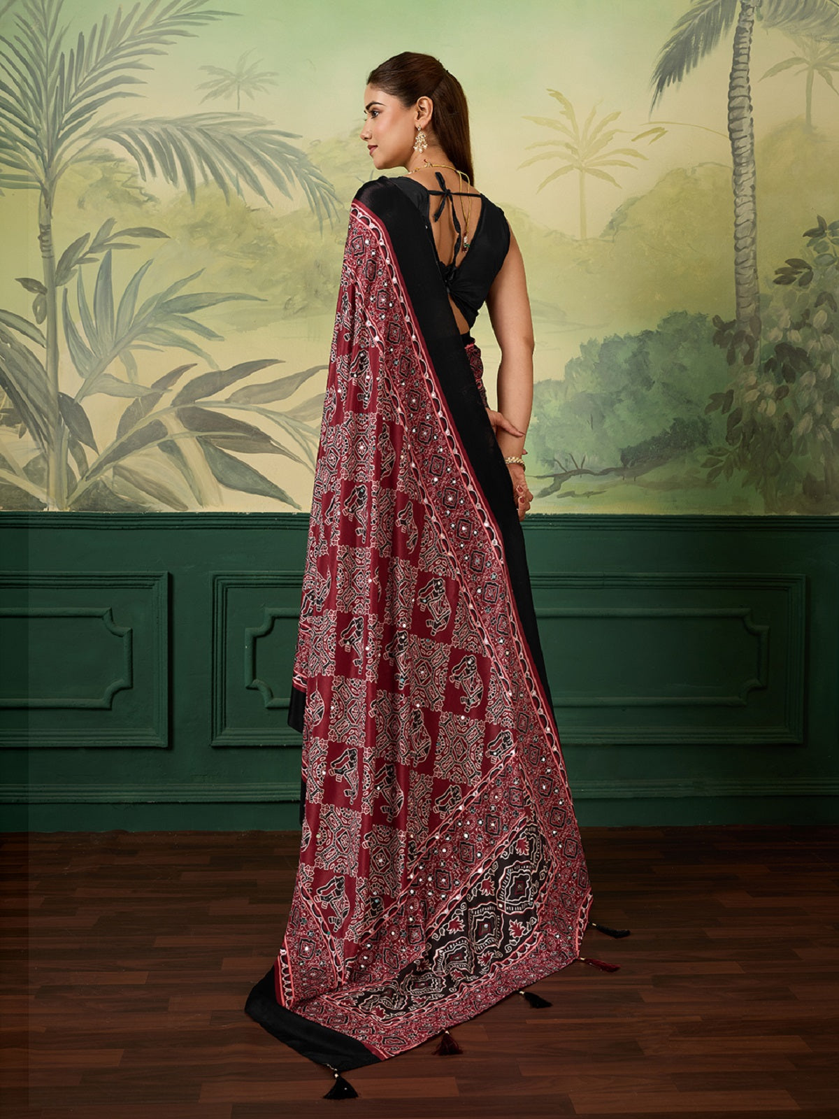 Dwija Fashion Women'S Party Wear Digital Printed With Mirror Work Chinon Silk Designer Saree With Unstitched Blouse-Deep Maroon | Grocsy