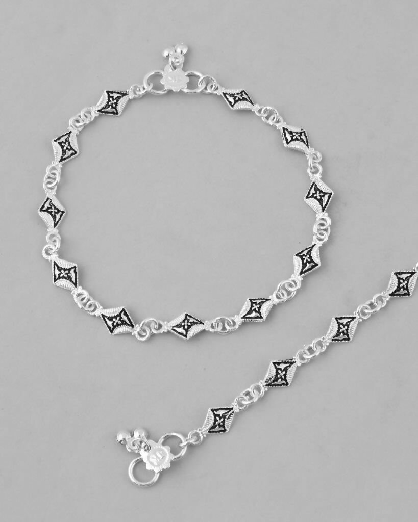 VOJ Set of 2 Silver Plated Designer Stainless Steel Anklet | Grocsy