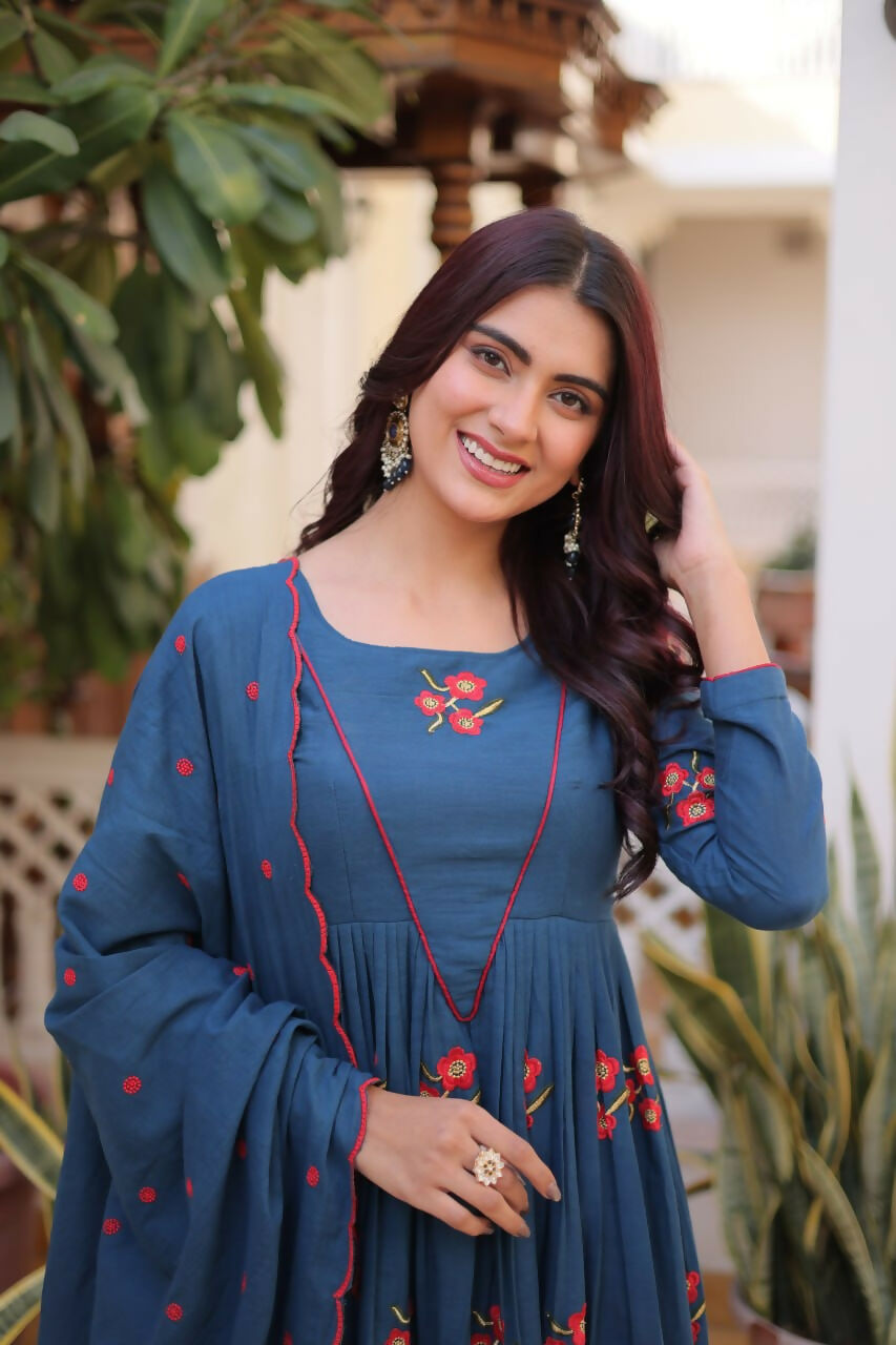 Teeya Creation Womens New Trendy Simple Cotton With Embroidered Work Kurta Set | Grocsy