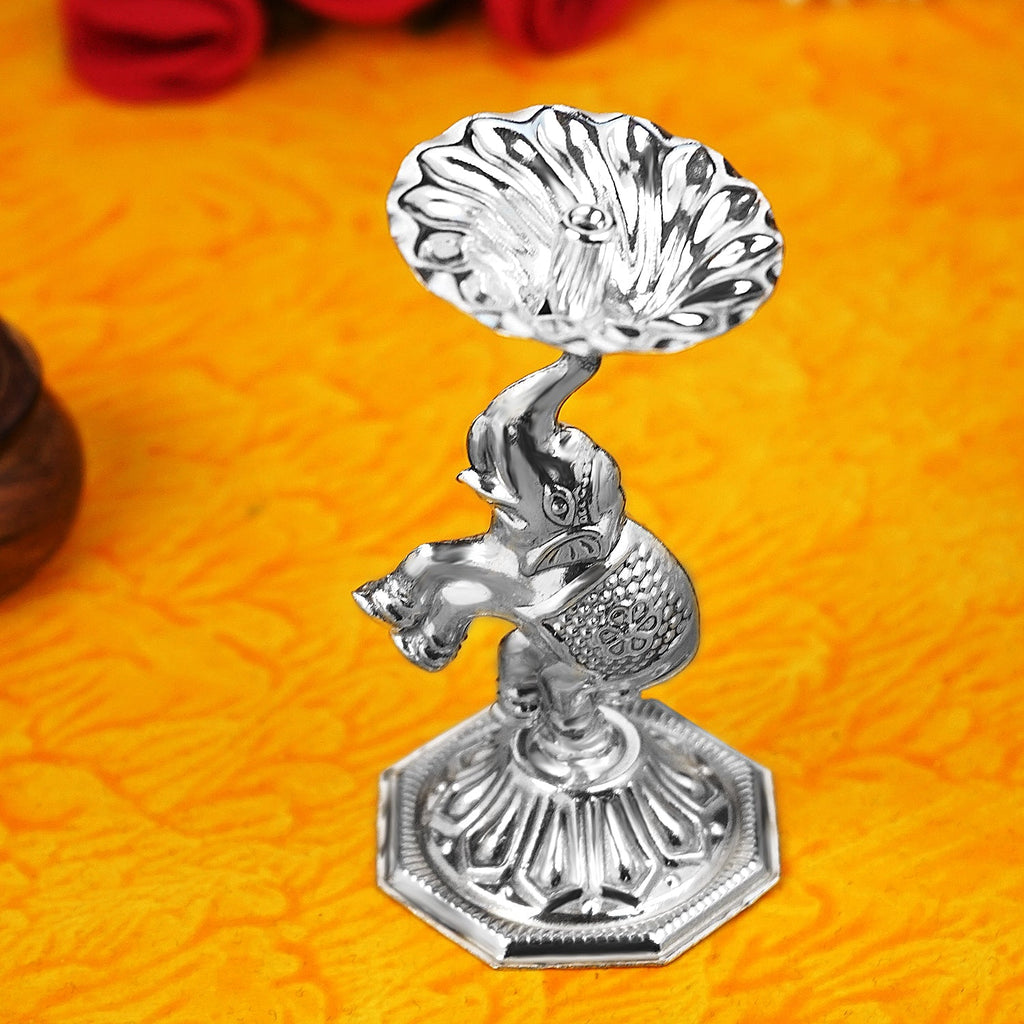 Sri Rudra Elephant Devadas Deepa (SR 00068) | Grocsy