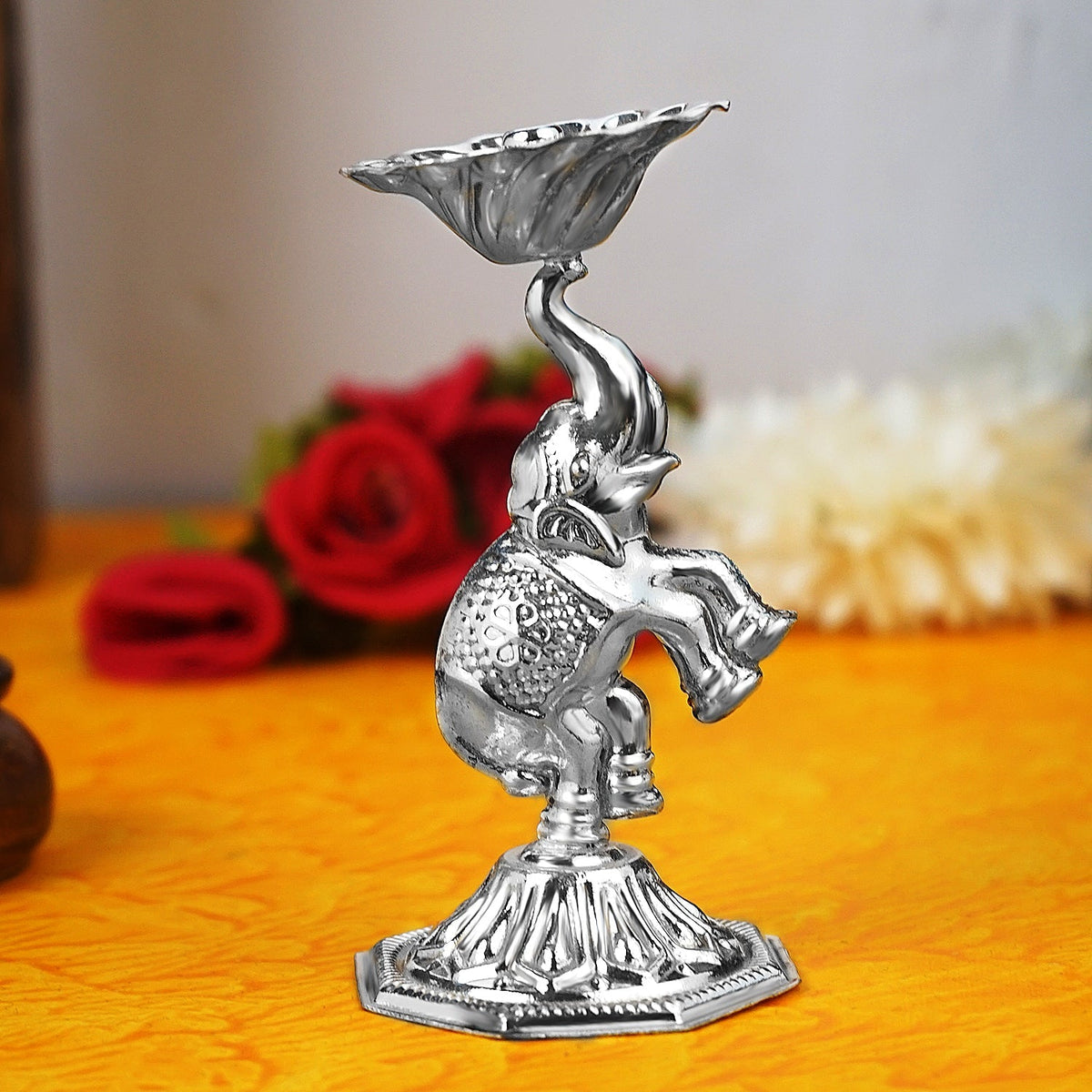 Sri Rudra Elephant Devadas Deepa (SR 00068) | Grocsy