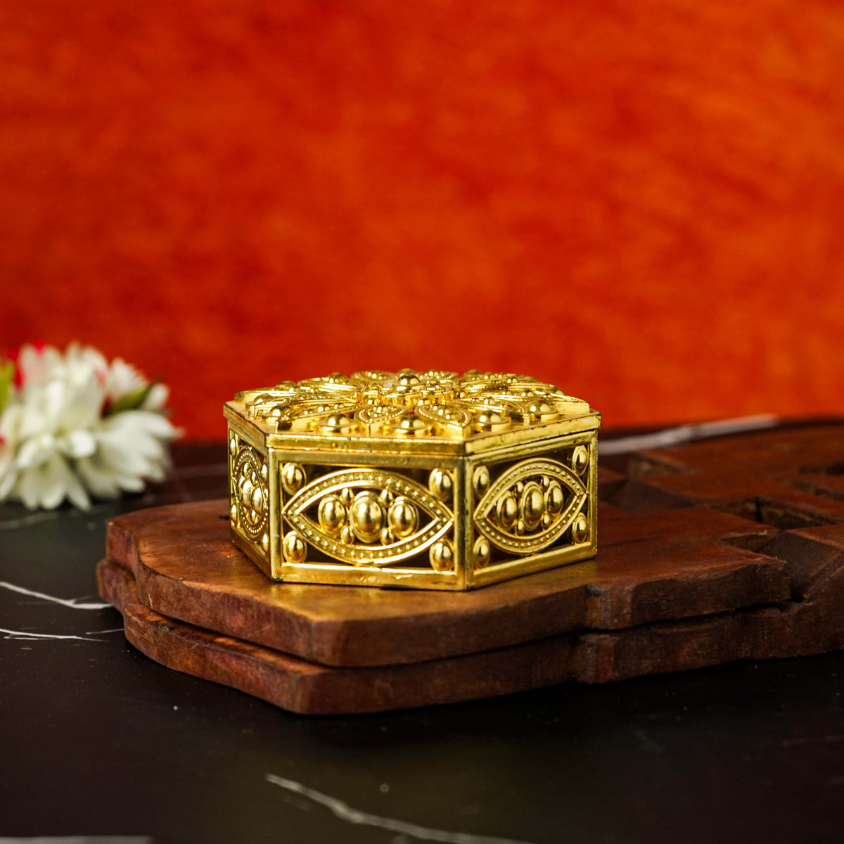 Sri Rudra Gold Fancy Heaxgon Box (EAN Code 8906101491872) | Grocsy