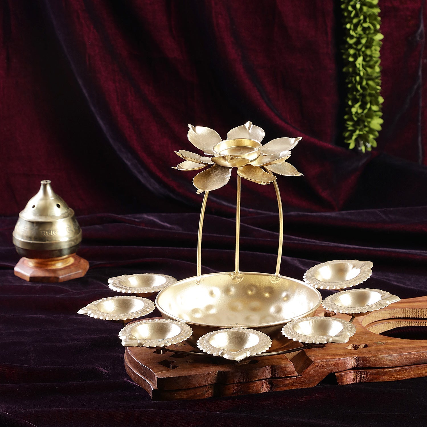 Sri Rudra Lotus Diya (SR03259) | Grocsy