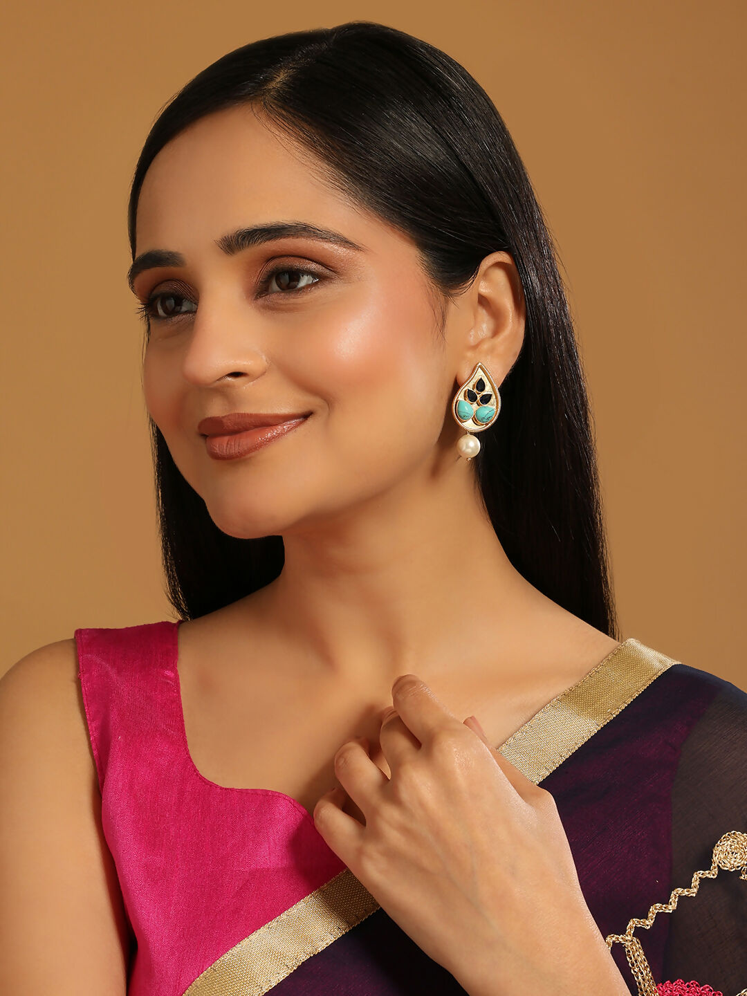 Nuyug 22K Gold Plated Black Paisley Earrings | Grocsy