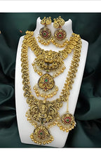 Jewel City Royal Temple Design Lakshmi Kaasu Mala Set with Chandbali Earrings & Tikka | Grocsy