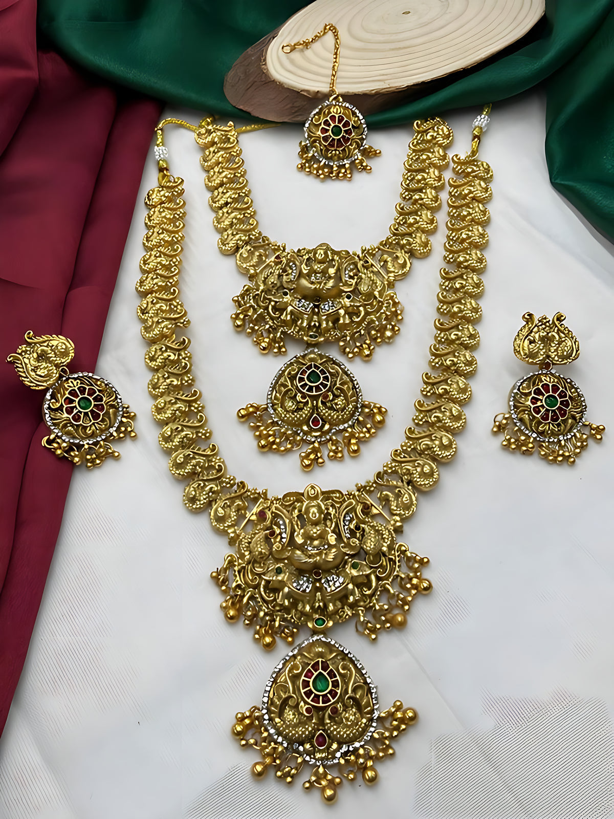 Jewel City Royal Temple Design Lakshmi Kaasu Mala Set with Chandbali Earrings & Tikka | Grocsy