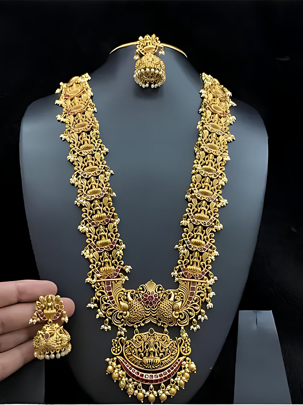 Jewel City Exquisite Gold Filigree Necklace and Earrings Set | Grocsy