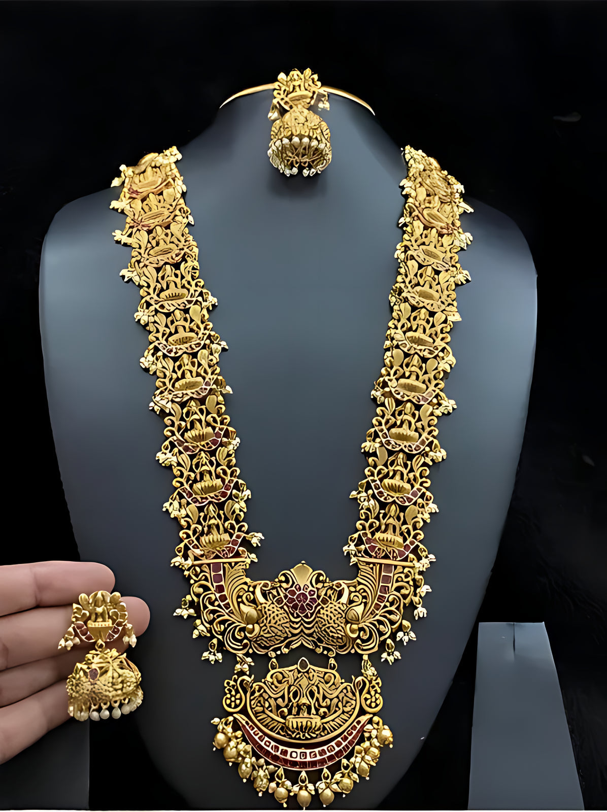 Jewel City Exquisite Gold Filigree Necklace and Earrings Set | Grocsy