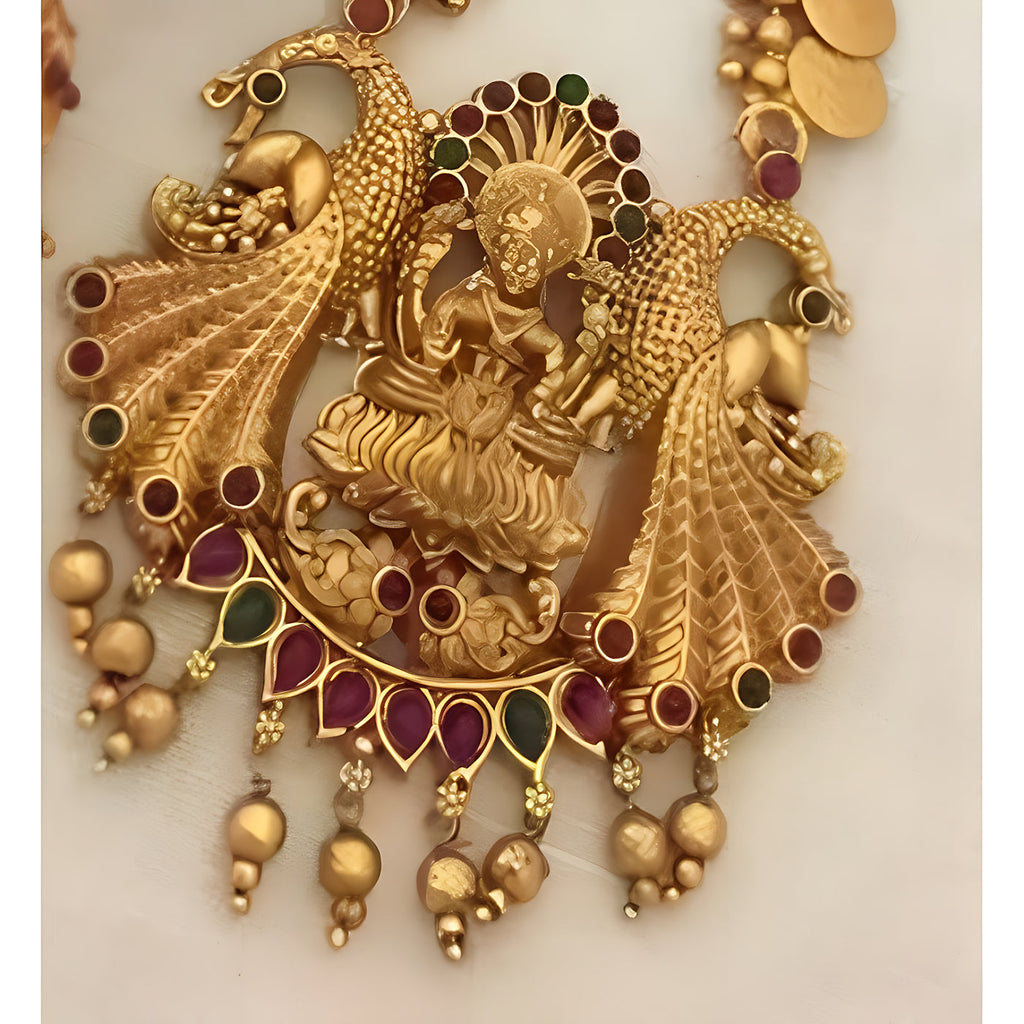 Jewel City Elegant Gold Jewelry Set: Necklace and Earrings with Pearls and Gemstones | Grocsy