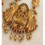 Jewel City Elegant Gold Jewelry Set: Necklace and Earrings with Pearls and Gemstones | Grocsy