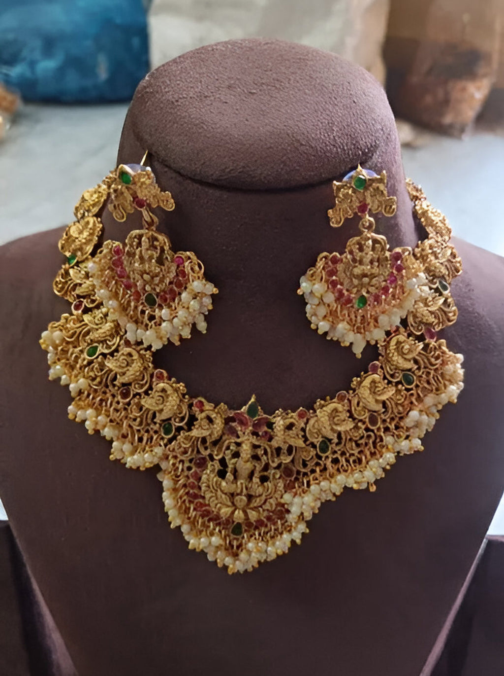 Jewel City Traditional Lakshmi Temple Necklace Set – Gold-Plated Bridal Jewelry with Pearls & Kemp Stones | Grocsy
