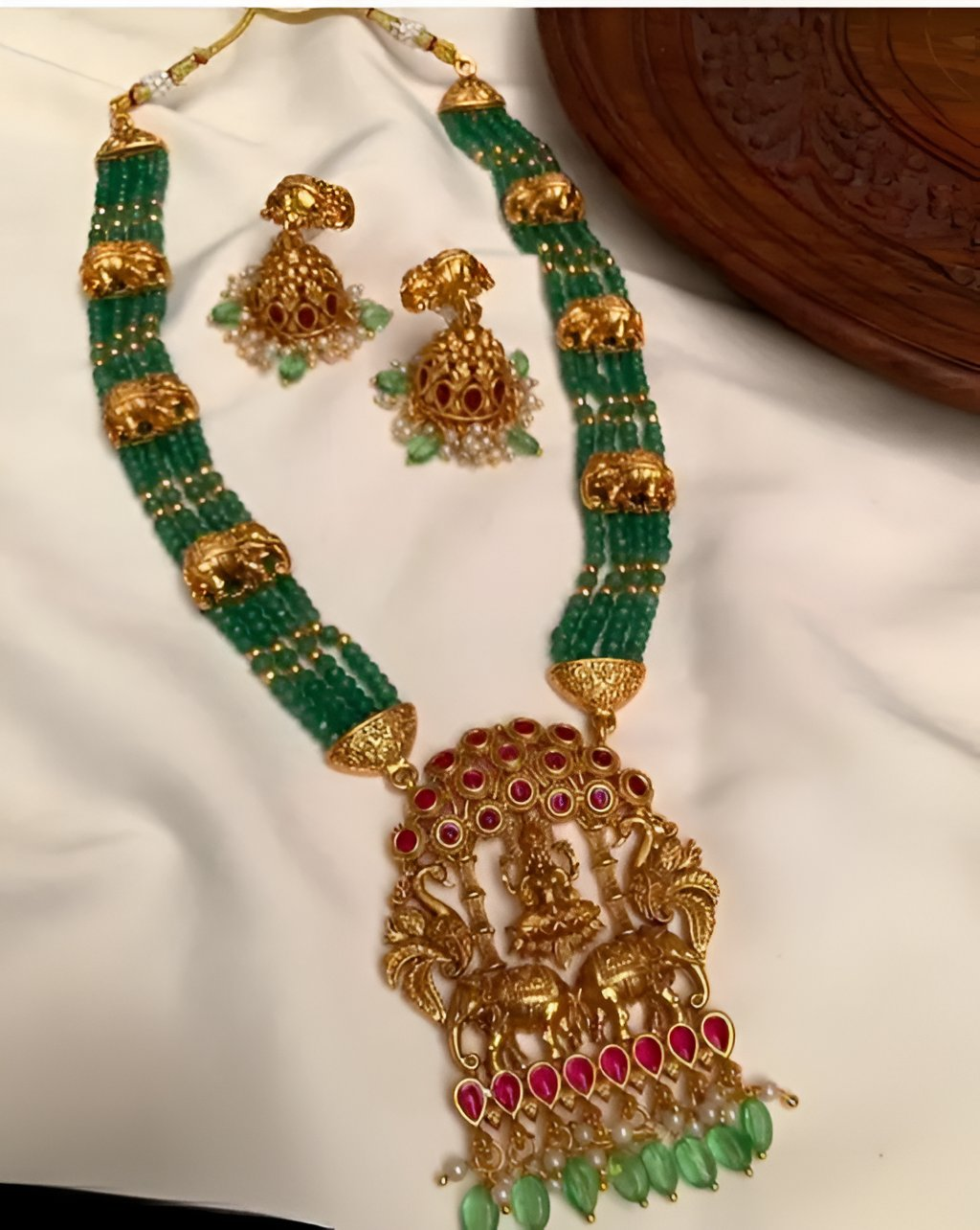 Jewel City Emerald Temple Jewelry Set | Antique Gold Lakshmi Pendant Necklace with Elephant Motifs | Grocsy