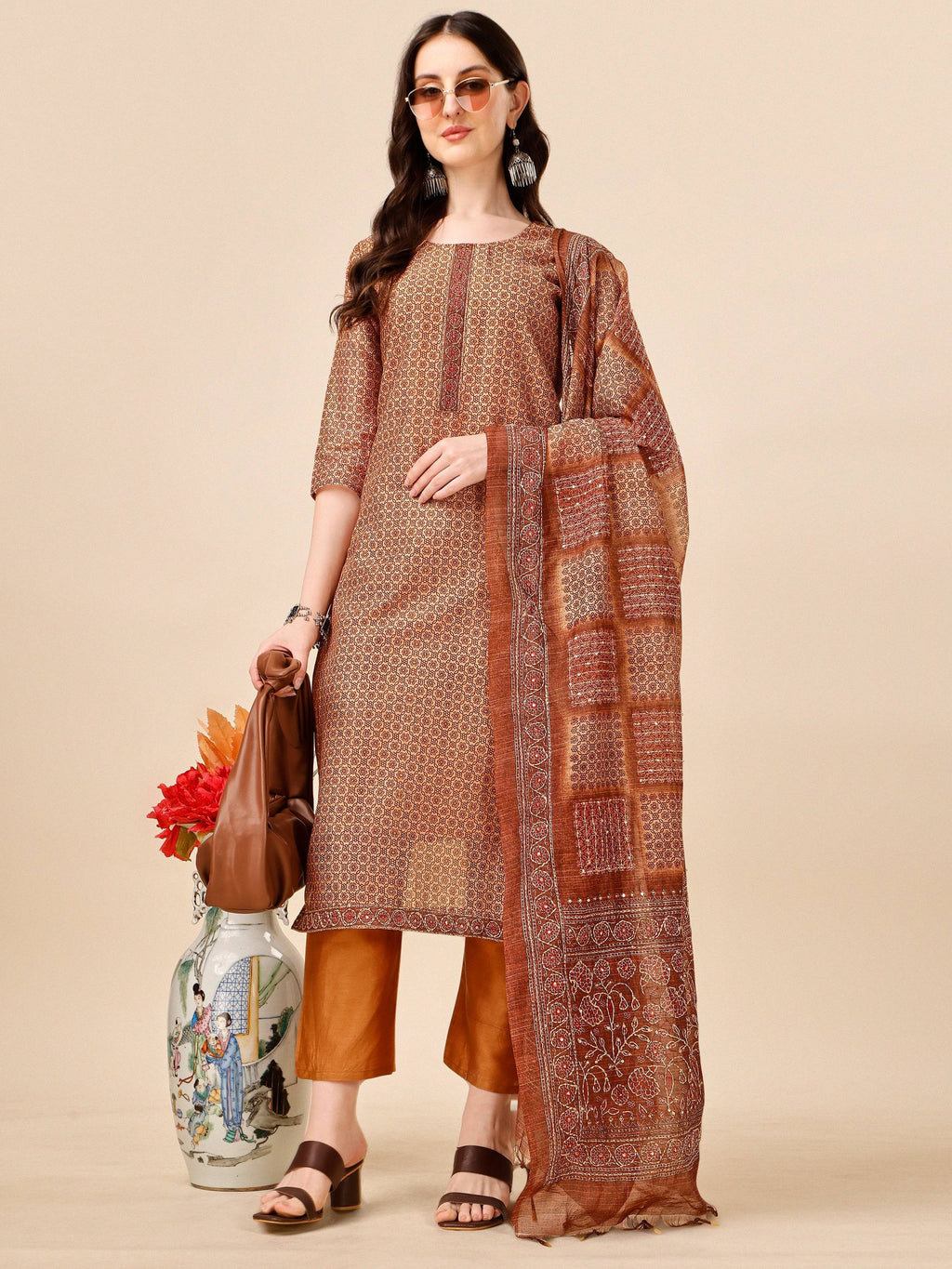 Floral Printed Kurta With Pant And Dupatta Set, Multicolor - Hiral Fashion | Grocsy