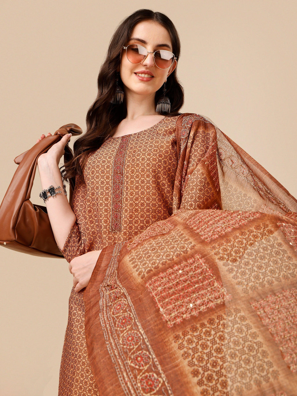 Floral Printed Kurta With Pant And Dupatta Set, Multicolor - Hiral Fashion | Grocsy