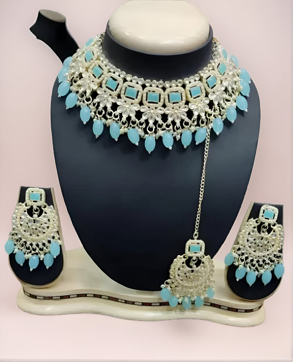 Jewel City Elegant Kundan Pearl Choker Necklace Set - Traditional Indian Bridal Jewelry with Earrings & Maang Tikka | Grocsy