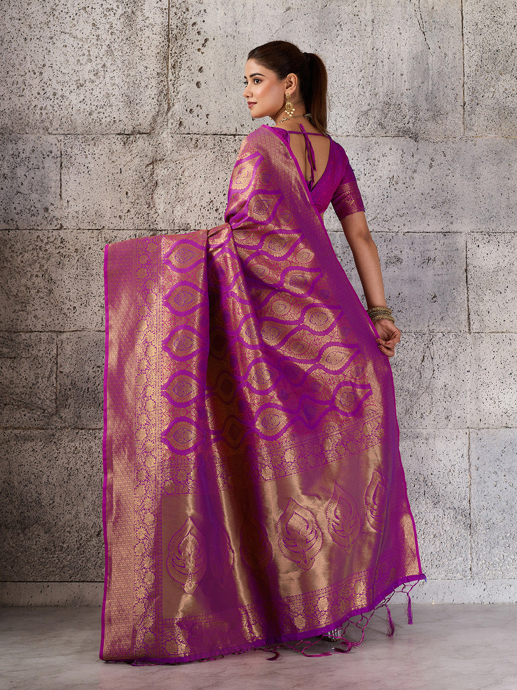 Shree Shyam Fashion Magenta Kanjivaram Silk Blend Fancy Saree | Grocsy