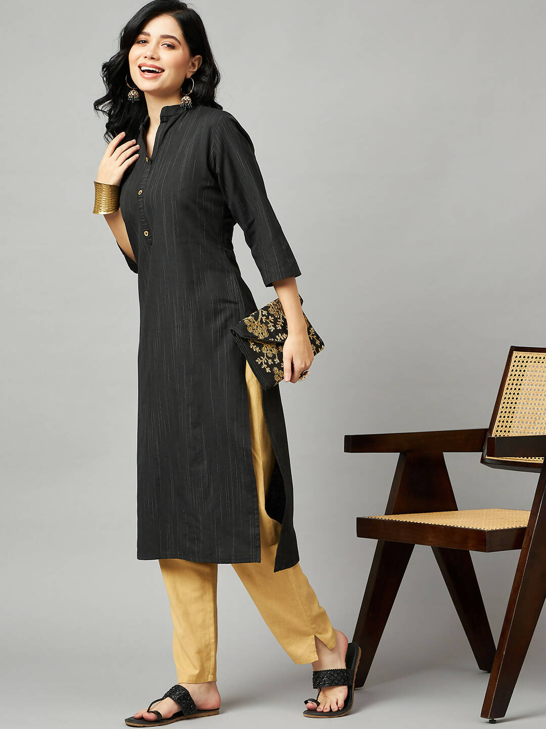 Black Chanderi Silk Texture Straight Kurta - Sabella | Grocsy