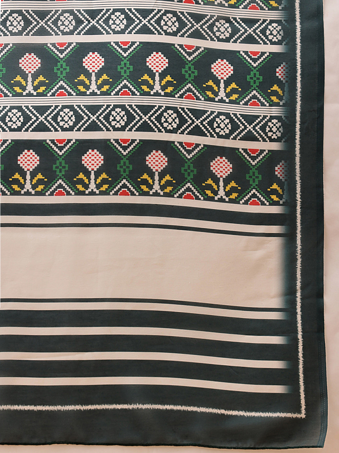 Hiral Fashion Green Bollywood Mul Cotton Ikkat Digital Printed Saree | Grocsy