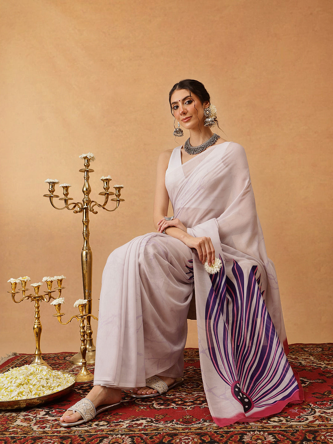 Hiral Fashion Off White Bollywood Mul Cotton Abstract Digital Printed Saree | Grocsy