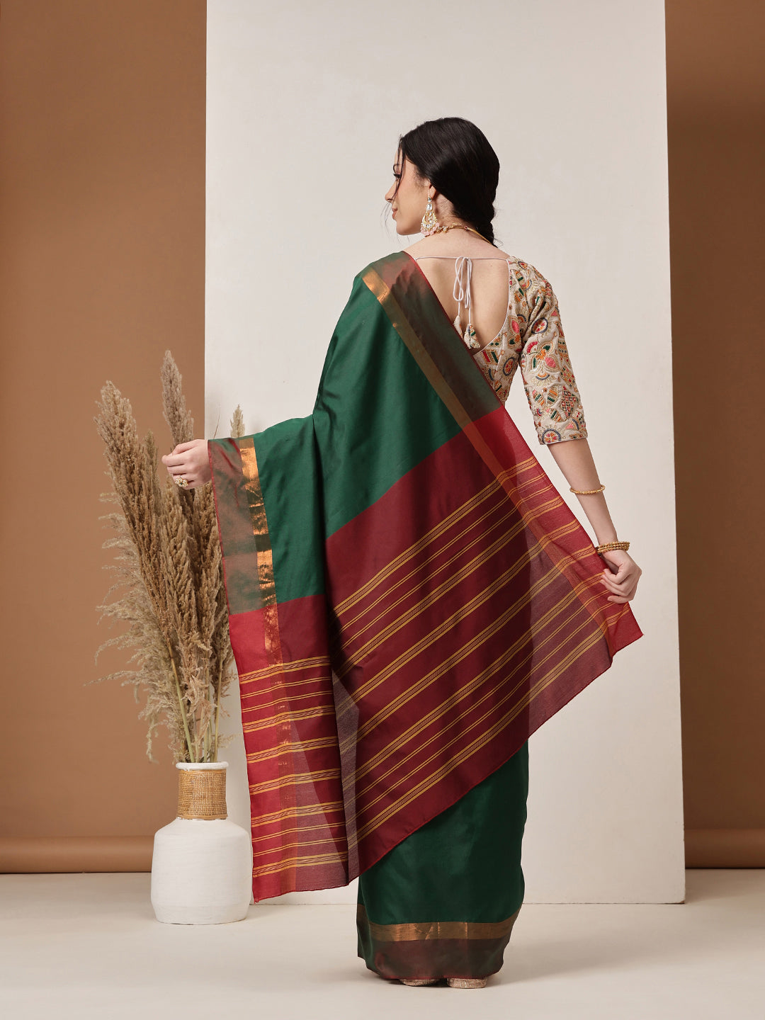 Hiral Fashion Green Banarasi Art Silk Solid Saree | Grocsy