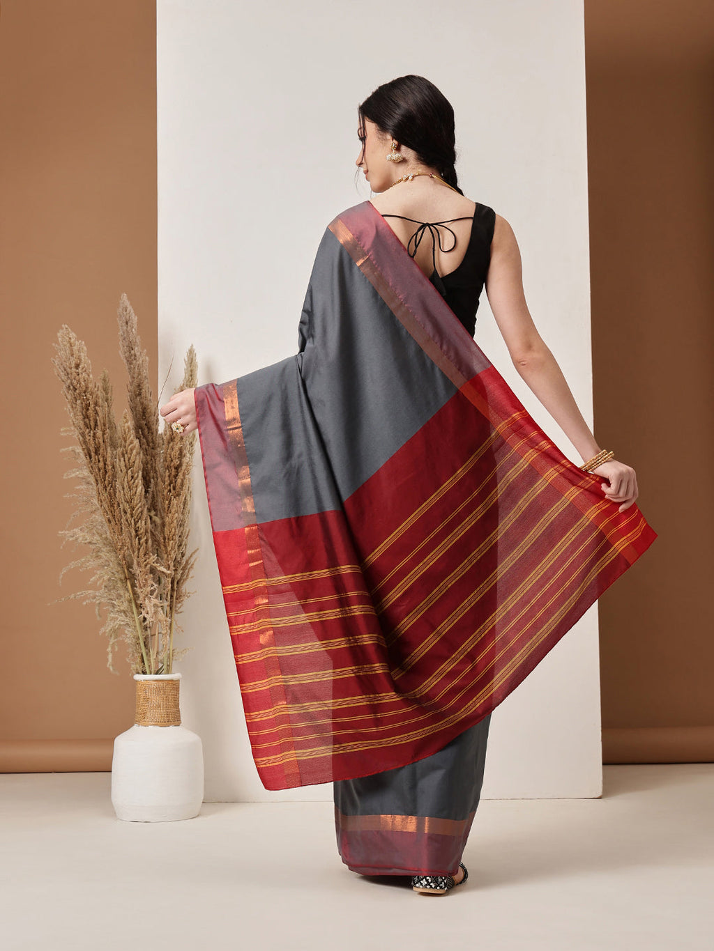 Hiral Fashion Grey Banarasi Art Silk Solid Saree | Grocsy