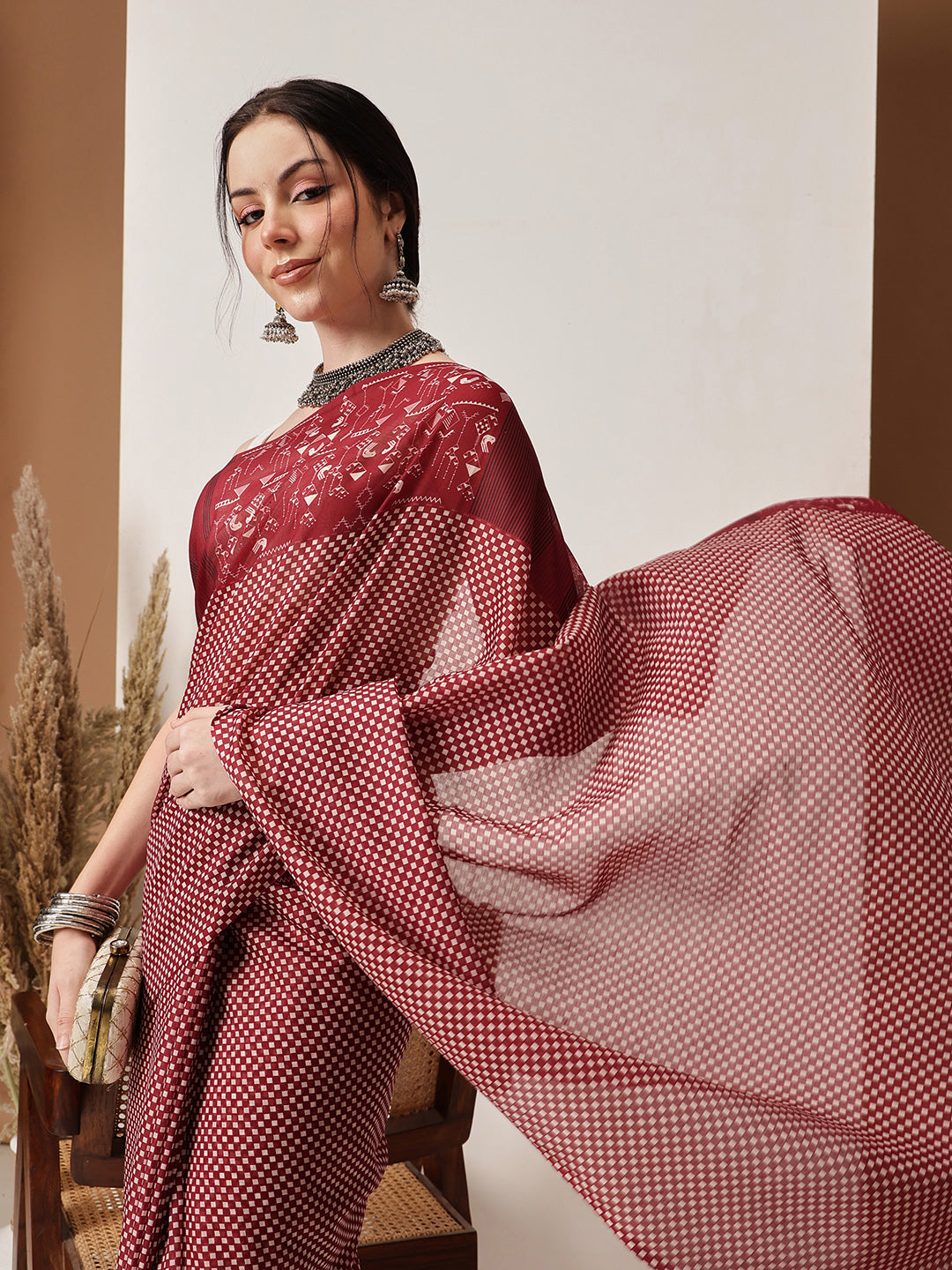 Hiral Fashion Maroon Bollywood Mul Cotton Abstract Digital Printed Saree | Grocsy