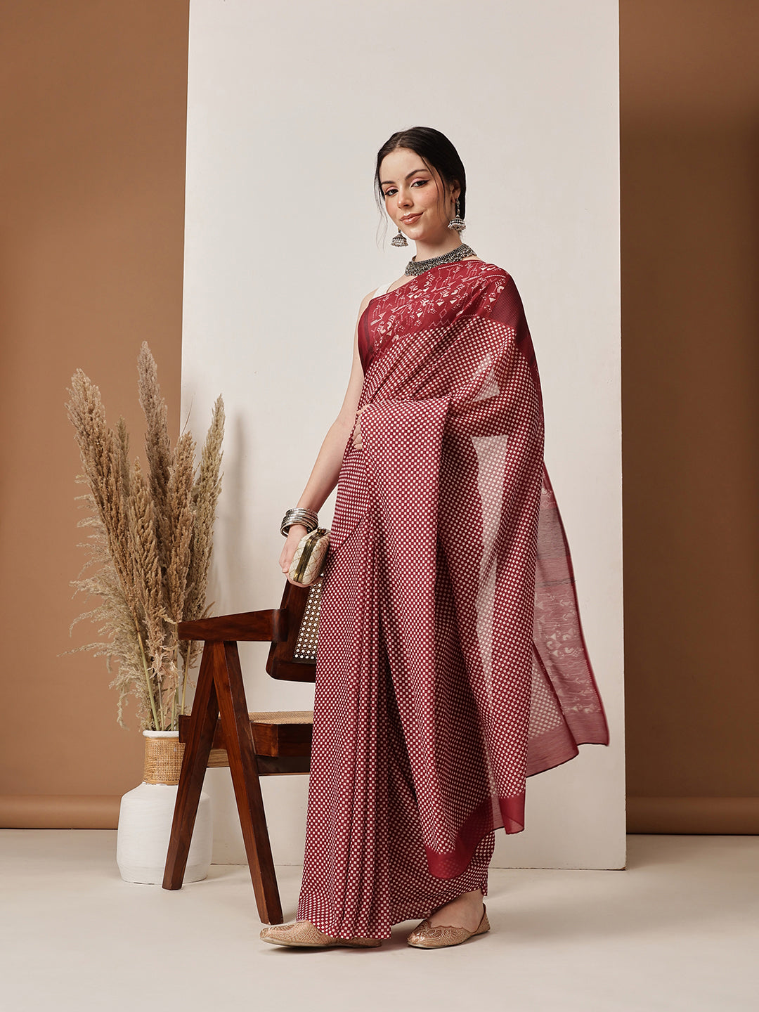 Hiral Fashion Maroon Bollywood Mul Cotton Abstract Digital Printed Saree | Grocsy