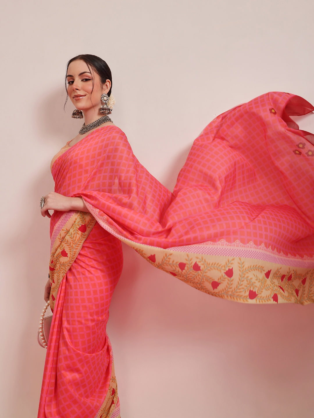 Hiral Fashion Pink Bollywood Mul Cotton Abstract Digital Printed Saree | Grocsy