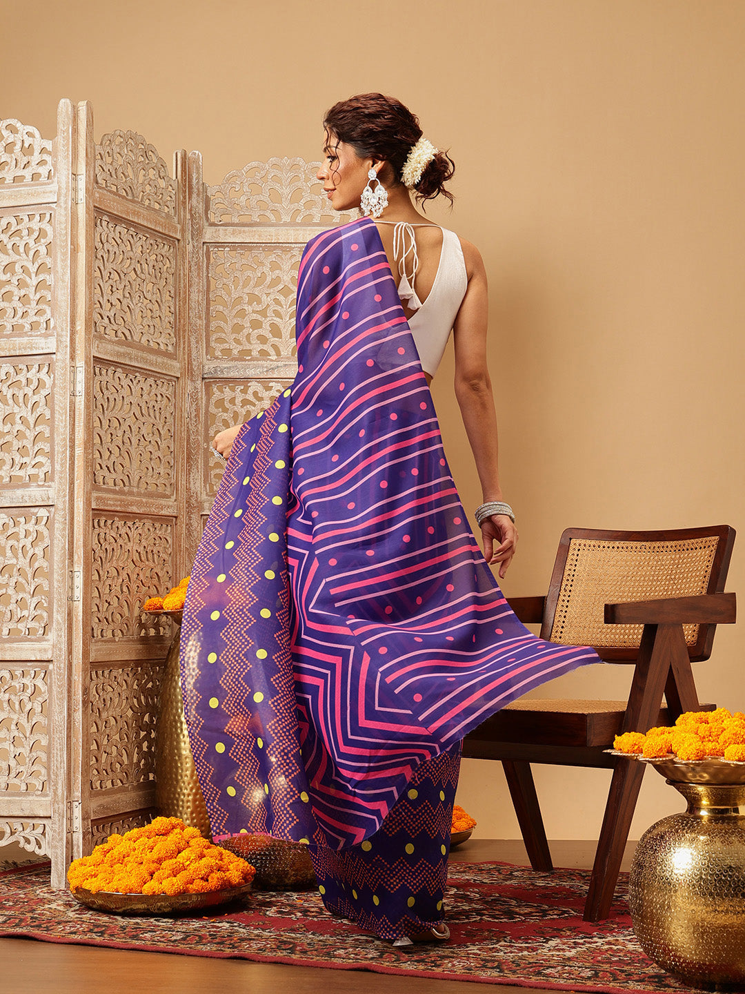 Hiral Fashion Navy Blue Bollywood Mul Cotton Abstract Digital Printed Saree | Grocsy