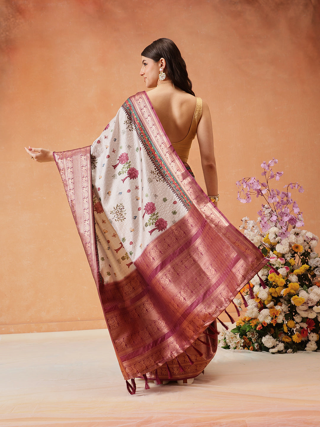 Hiral Fashion Grey Kanjeevaram Banarasi Silk Floral Digital Printed Saree | Grocsy