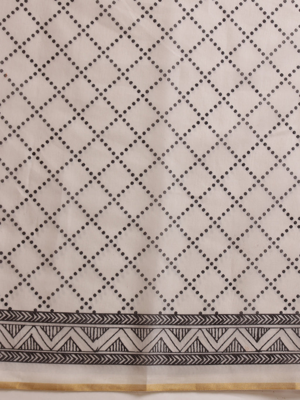 Hiral Fashion White Chanderi Cotton Blend Floral Digital Printed Saree | Grocsy