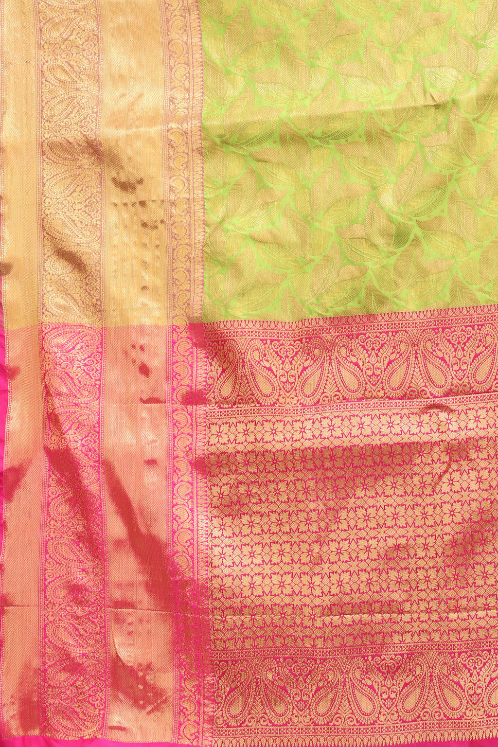Hiral Fashion Green Banarasi Art Silk Floral Woven Design Saree | Grocsy