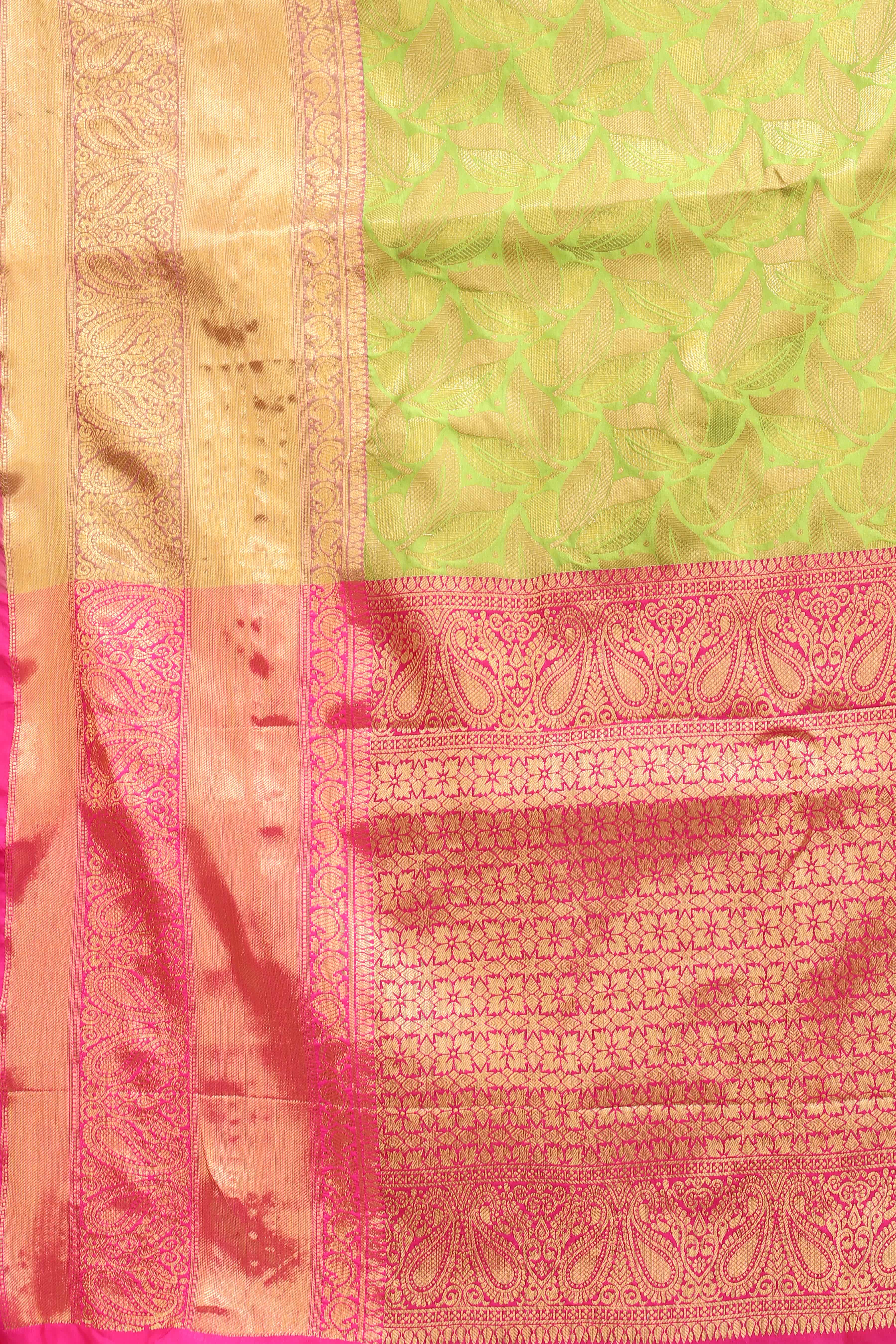 Hiral Fashion Green Banarasi Art Silk Floral Woven Design Saree | Grocsy