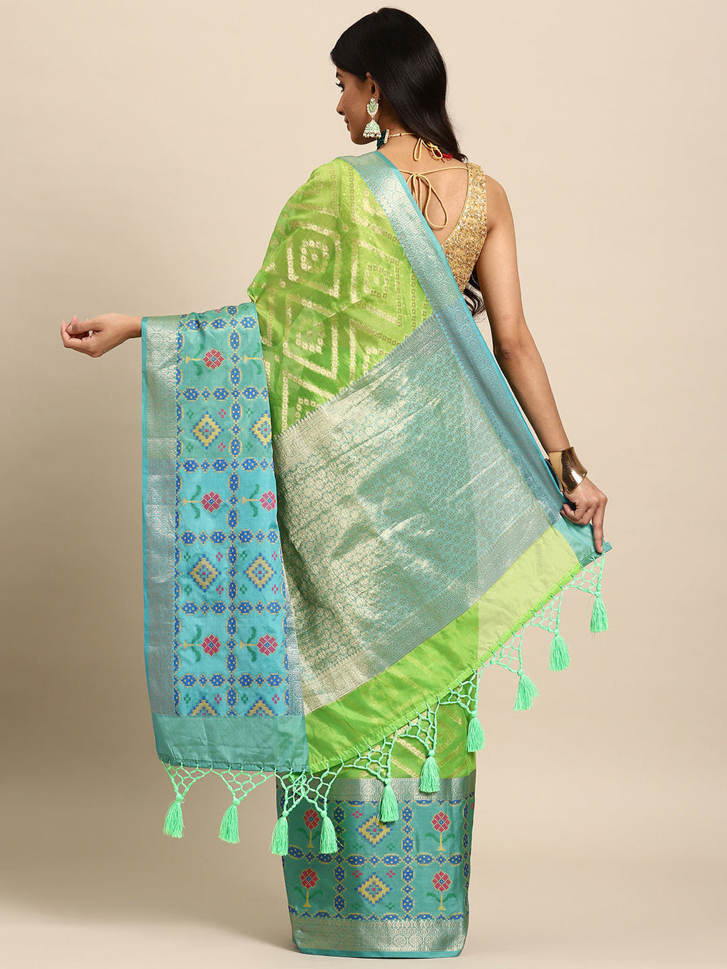 Green Silk Blend Woven Zari Design Geomatric Saree with Unstitched Blouse - Hiral Fashion | Grocsy
