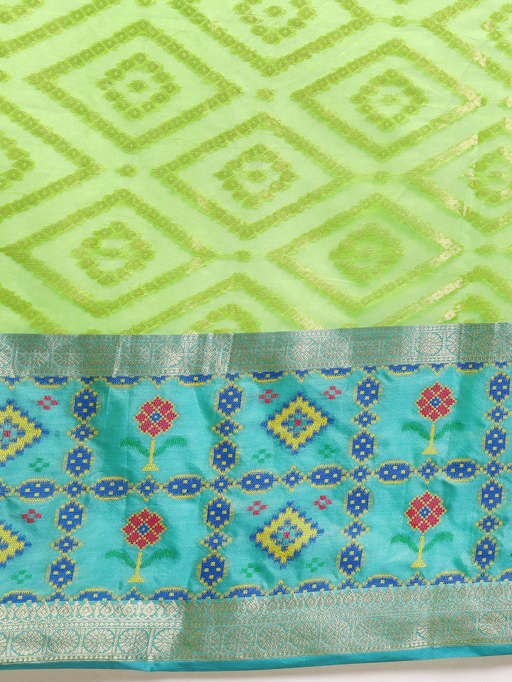 Green Silk Blend Woven Zari Design Geomatric Saree with Unstitched Blouse - Hiral Fashion | Grocsy