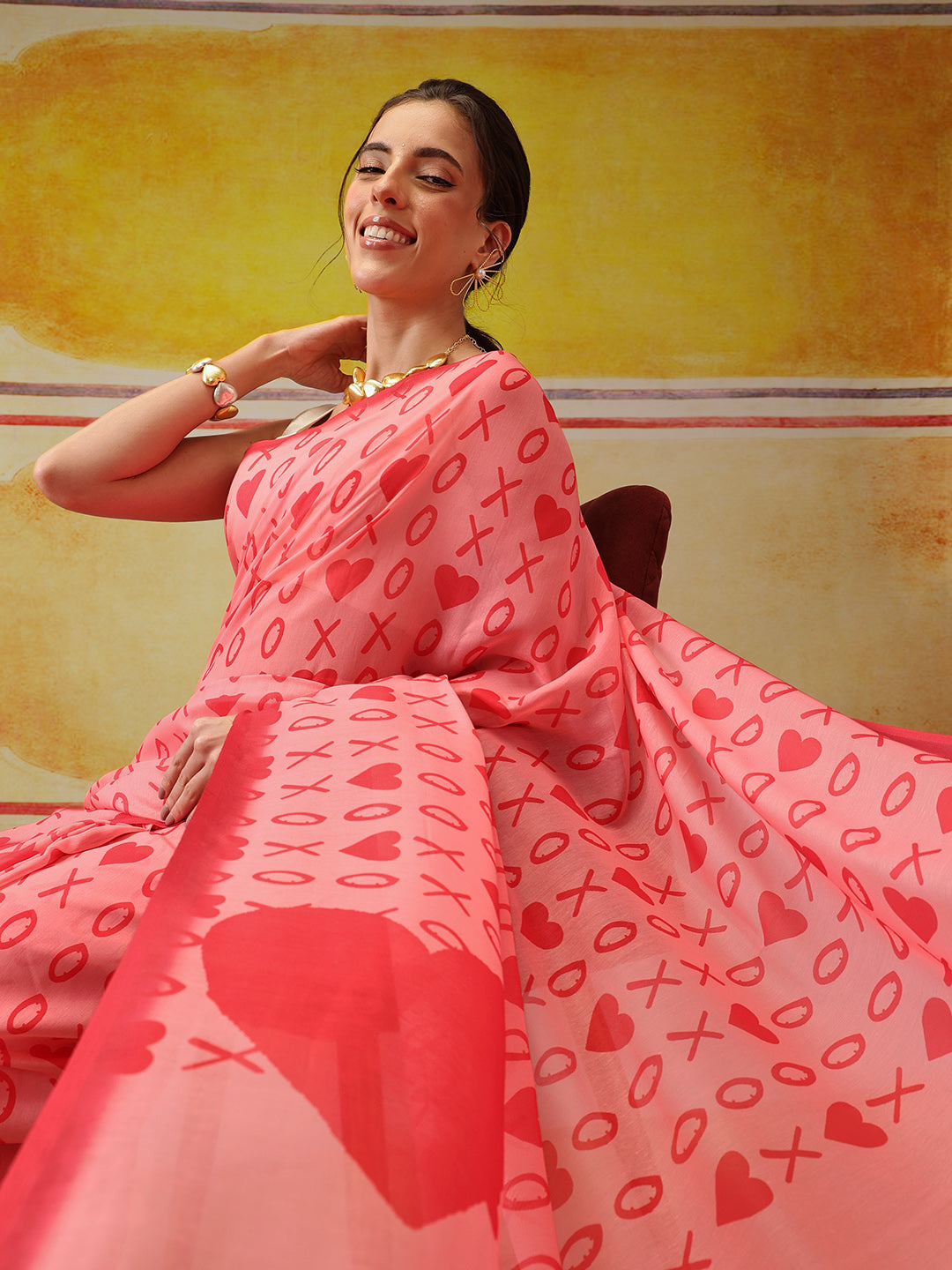 Hiral Fashion Pink Bollywood Mul Cotton Abstract Digital Printed Saree | Grocsy