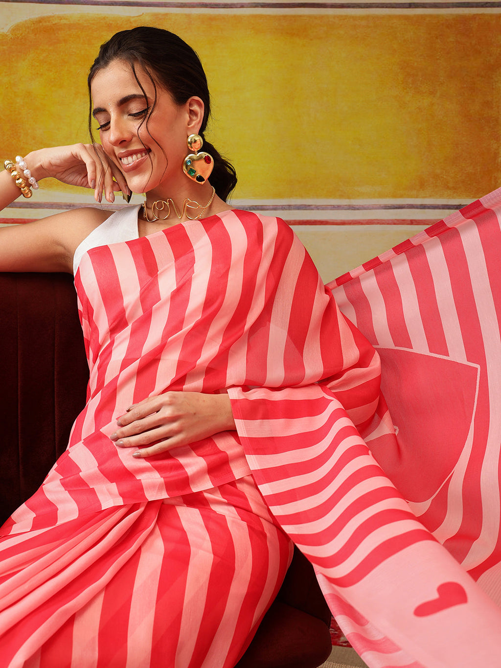 Hiral Fashion Pink Bollywood Mul Cotton Stripes Digital Printed Saree | Grocsy