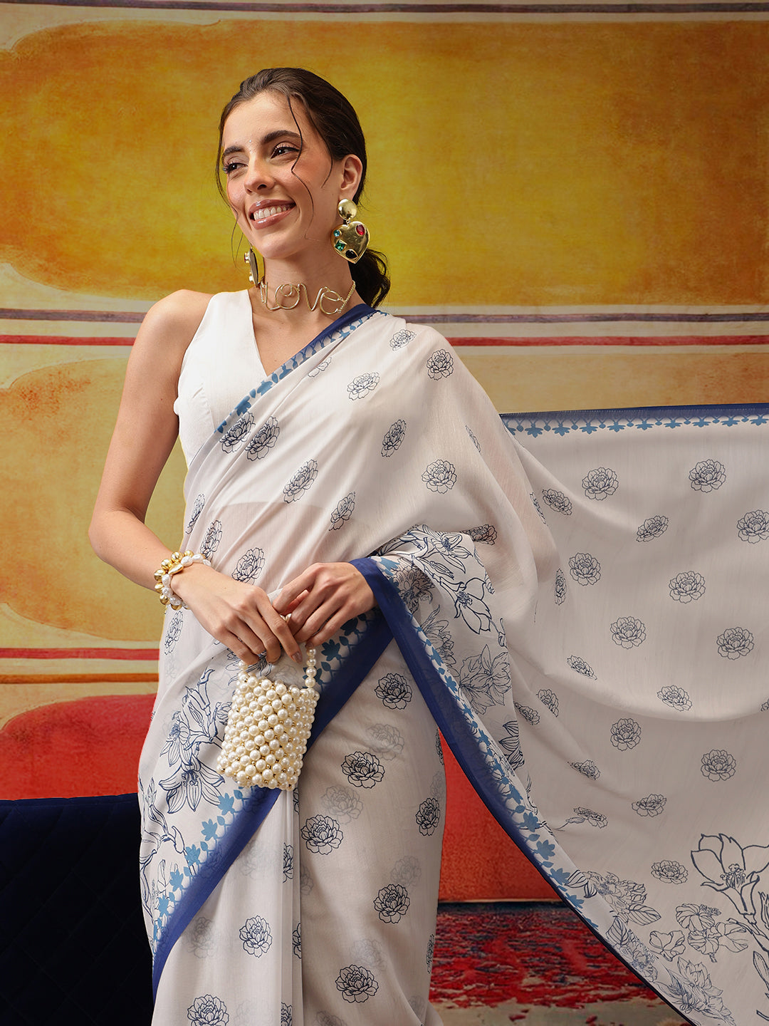Hiral Fashion White Bollywood Mul Cotton Kalamkari Digital Printed Saree | Grocsy