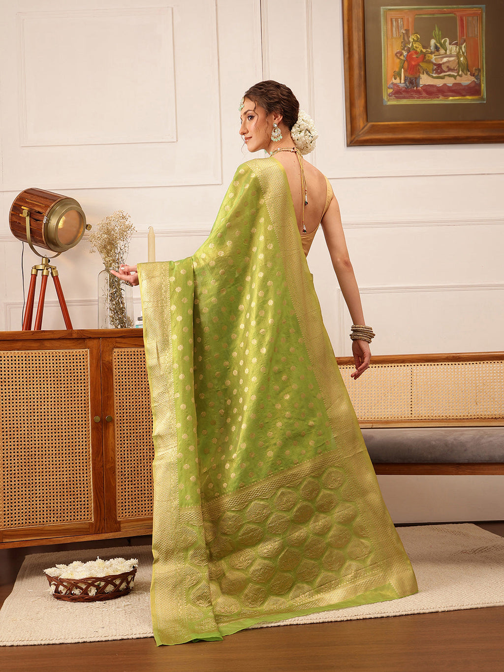 Hiral Fashion Green Kanjivaram Tissue Silk Floral Zari Woven Saree | Grocsy