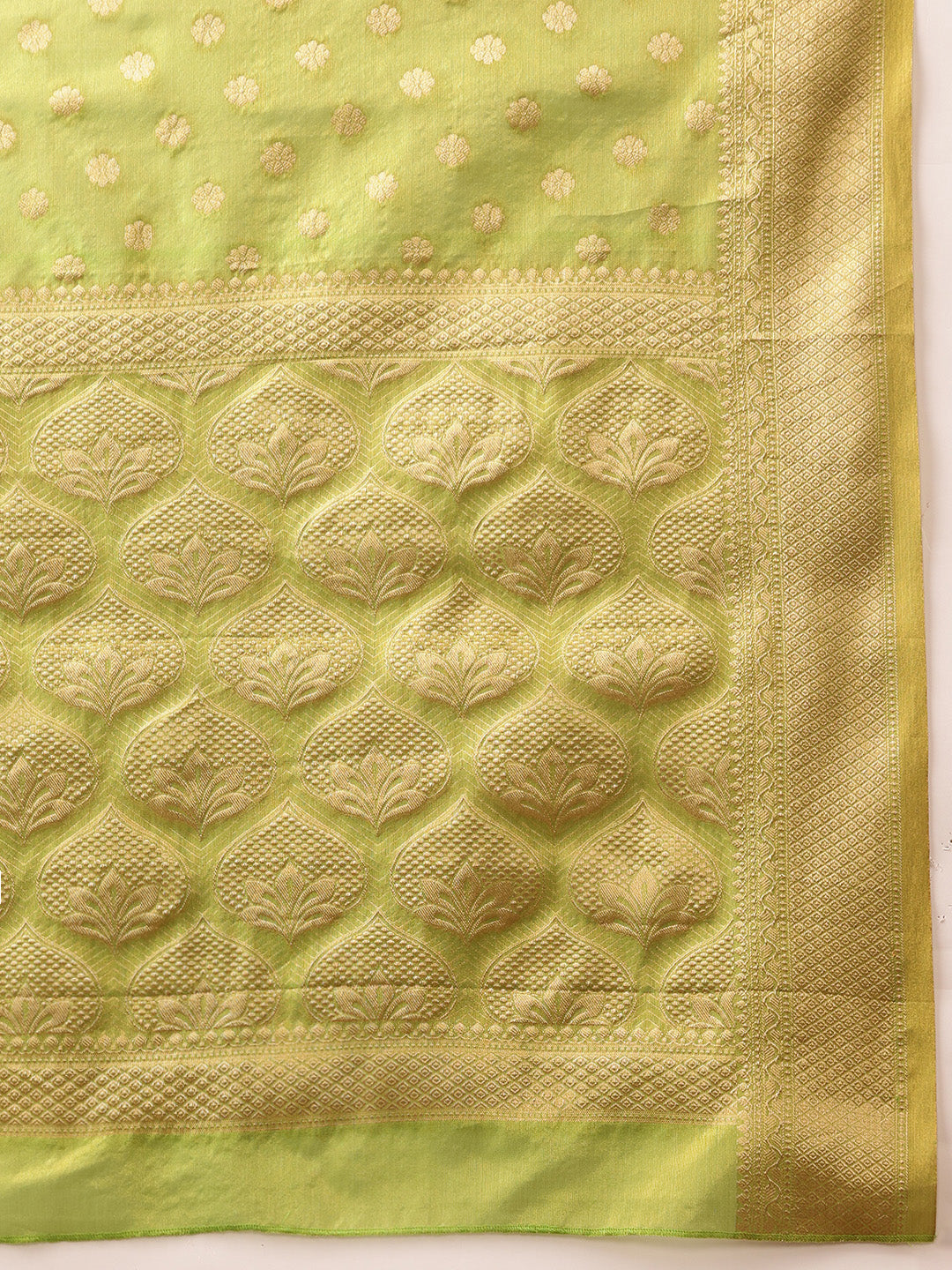 Hiral Fashion Green Kanjivaram Tissue Silk Floral Zari Woven Saree | Grocsy