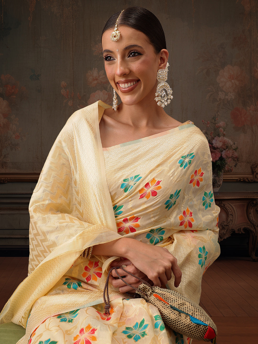 Hiral Fashion Beige Jamdani Cotton Floral Woven Thread Saree | Grocsy