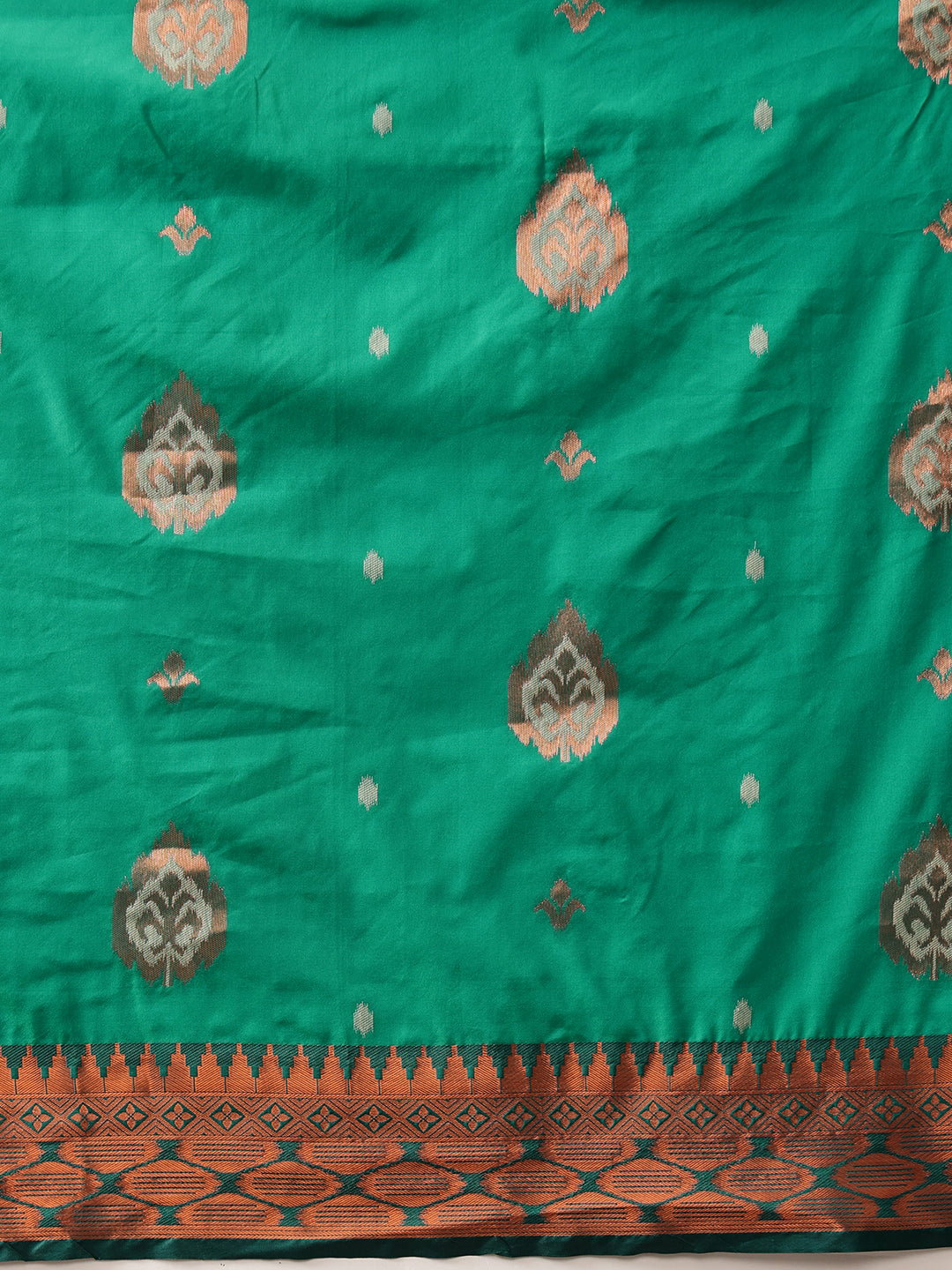 Hiral Fashion Green Banarasi Silk Floral Woven Design Saree | Grocsy