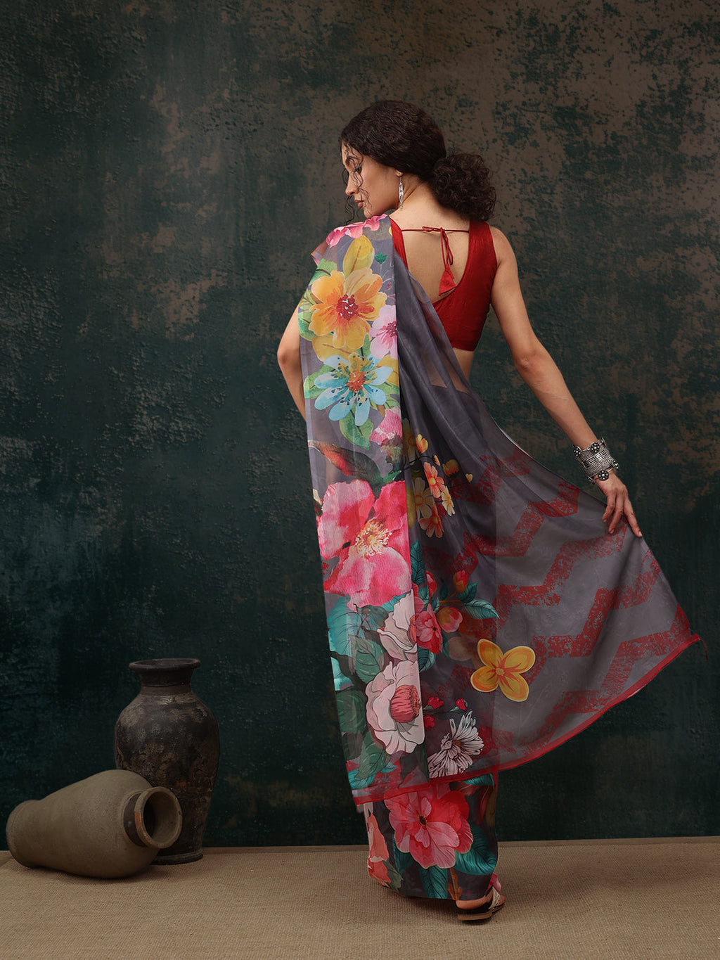 Gray Polyester Digital Print Floral Saree with Unstitched Blouse - Hiral Fashion | Grocsy