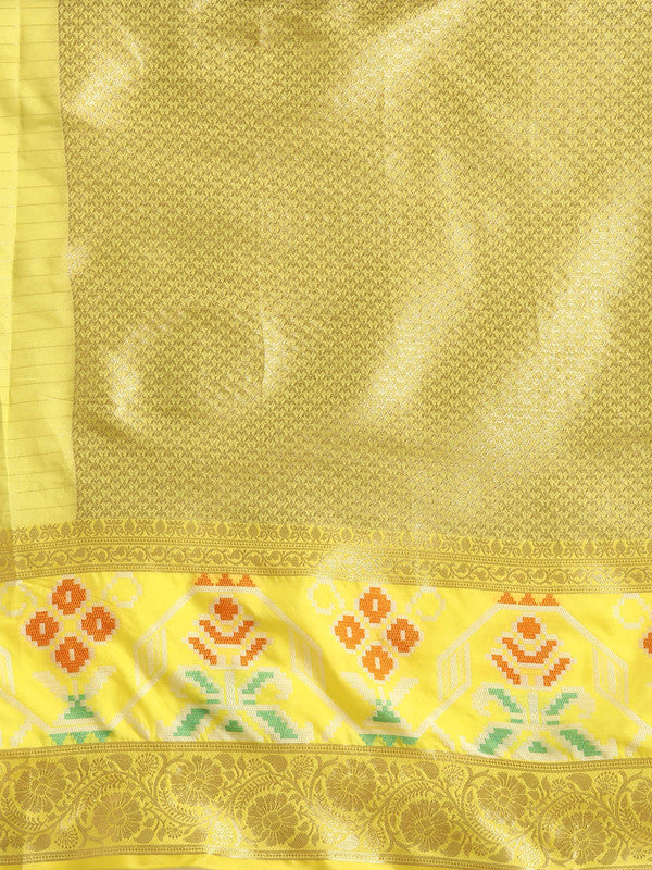 Gray Banarasi Silk Woven Zari Design Checked Saree with Unstitched Blouse - Hiral Fashion | Grocsy
